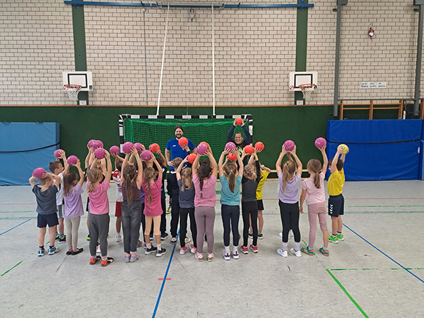 20251203 111908 2 600